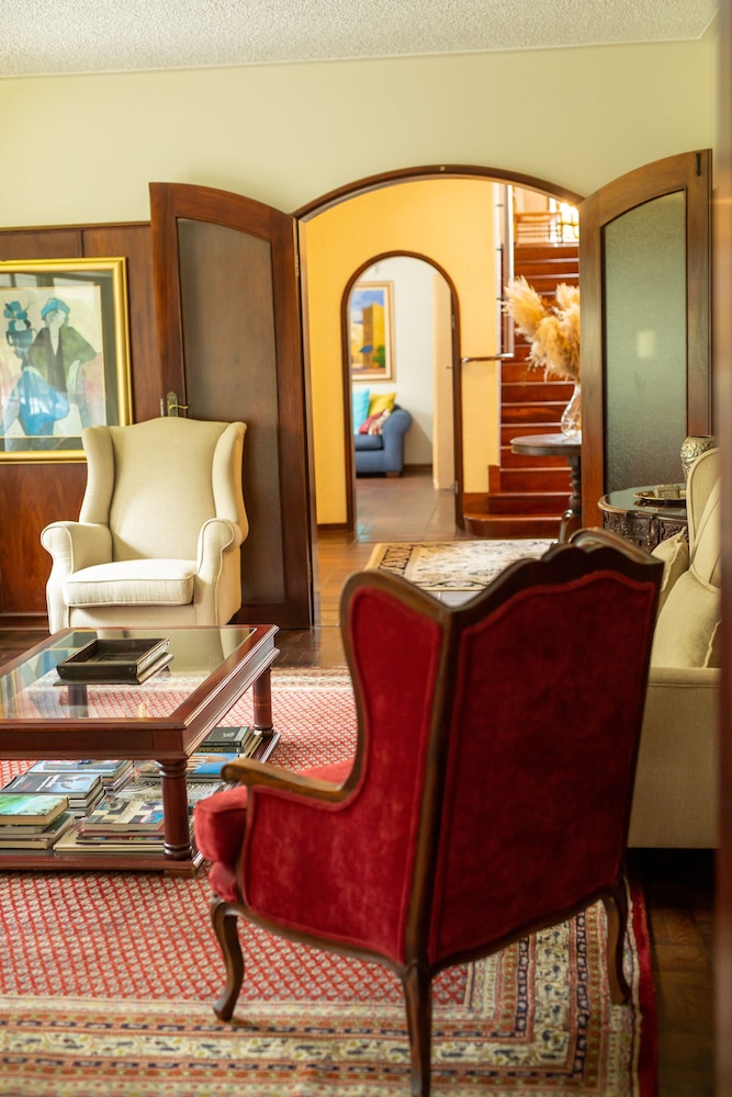 Sheppard Boutique Guesthouse 29/50