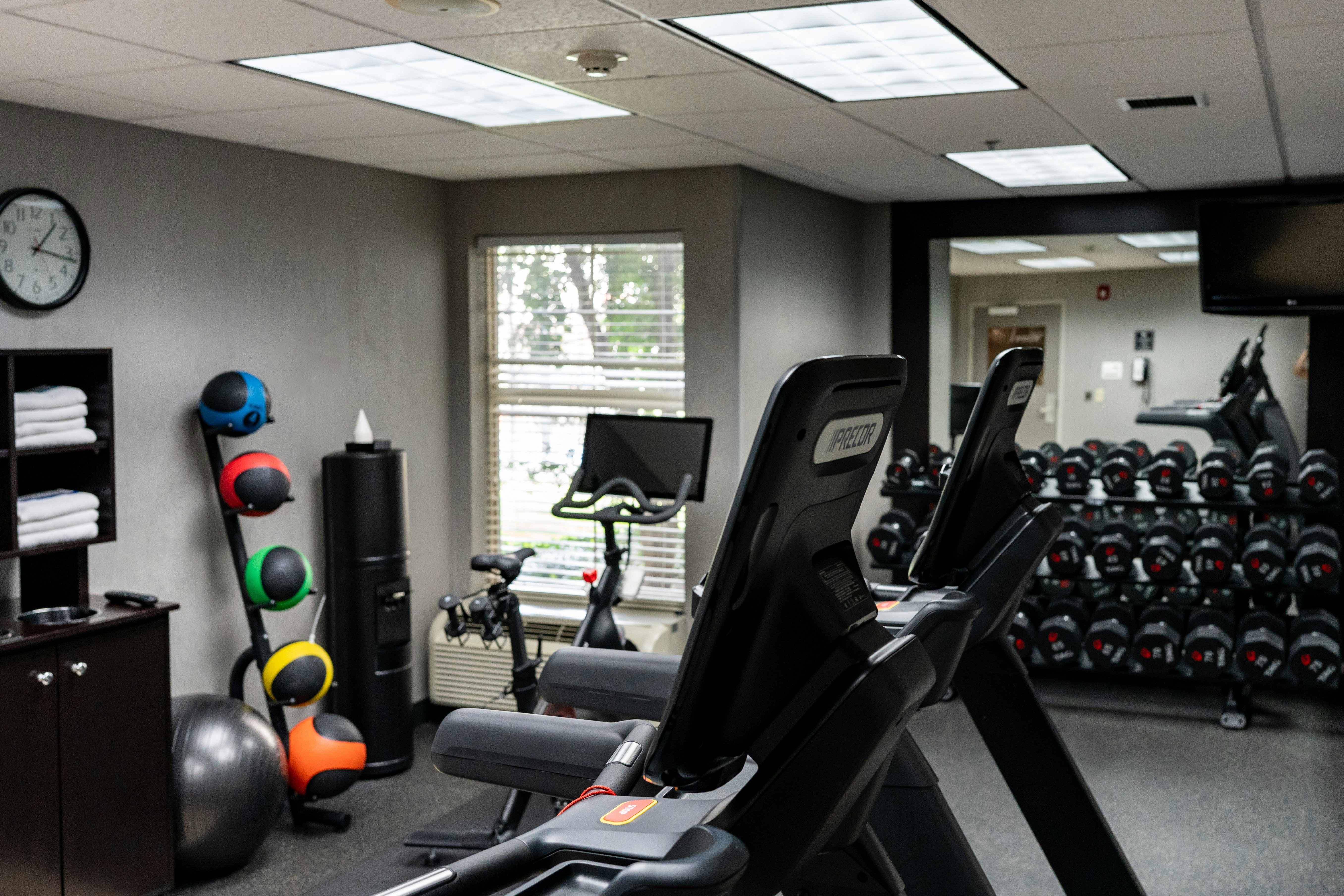 Hampton Inn Suites Leesburg 37/60