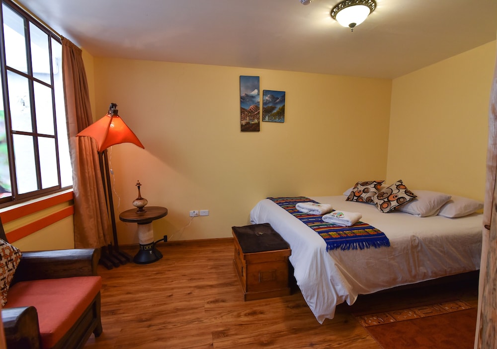 FRIENDS HOSTEL 44/78