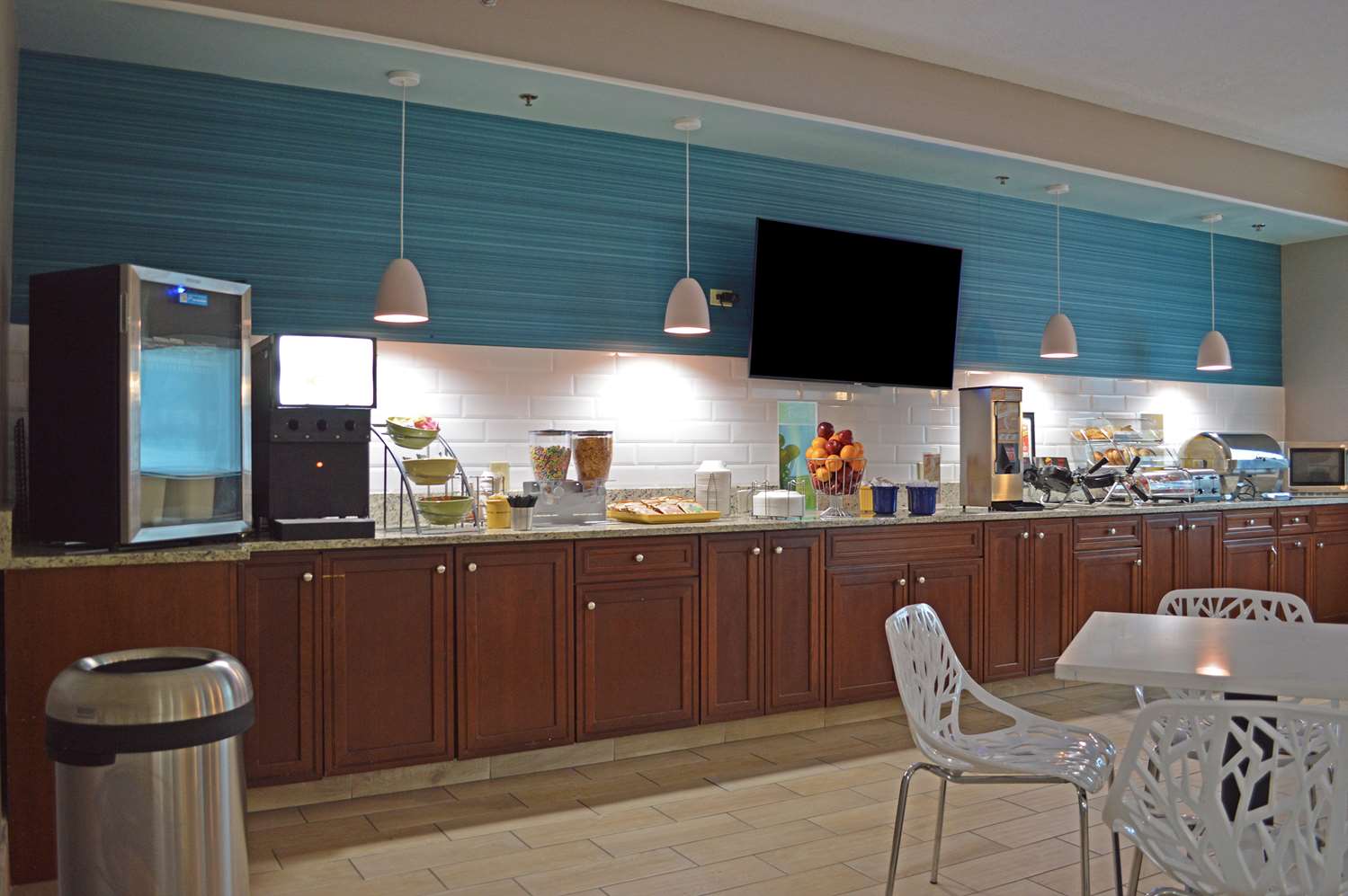 Country Inn & Suites by Radisson, Rehoboth Beach - Dewey 25/33