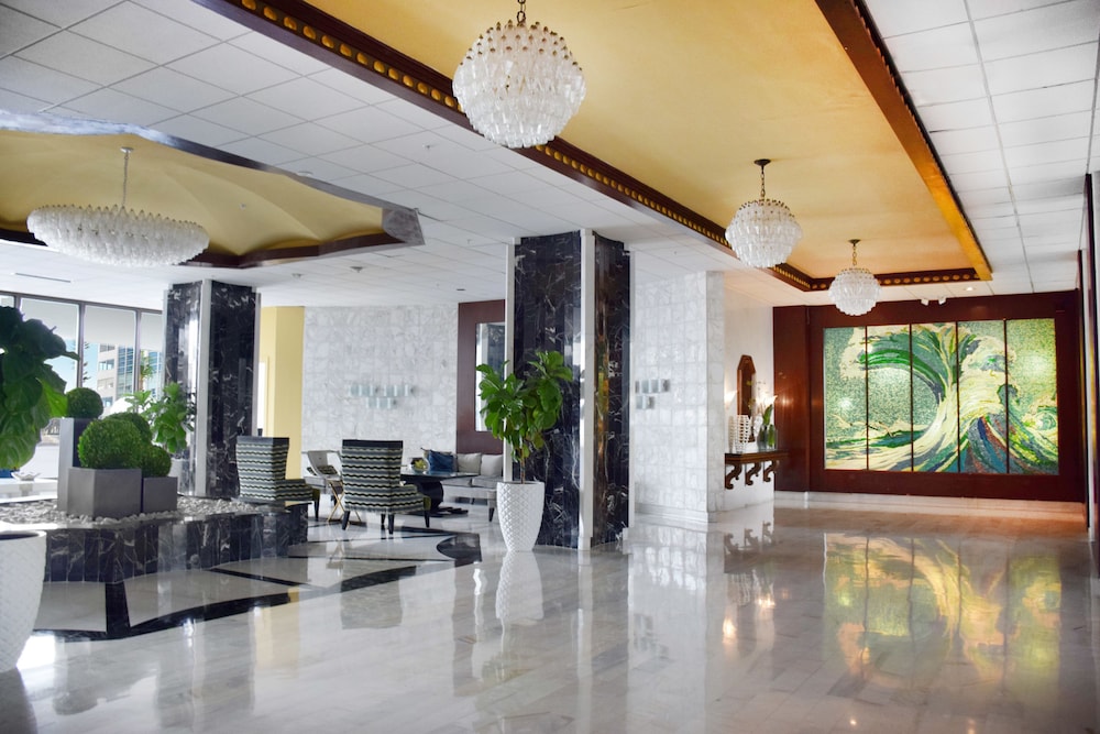Seacoast Suites Hotel 62/75