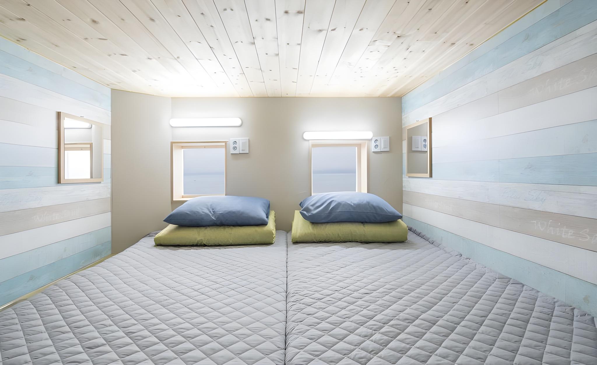 Capsule, Male Dorm, 2 Beds