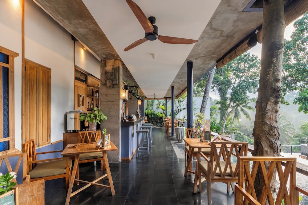 Amora Ubud Boutique Villas 31/48