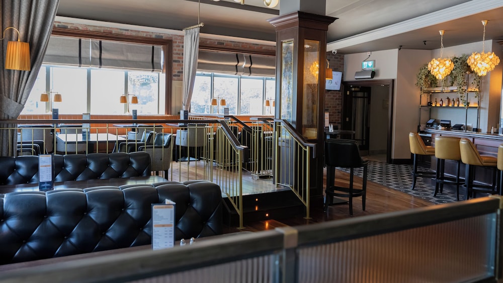 Parkview Hotel 43/62