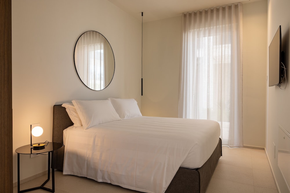B21 Hotel 10/37