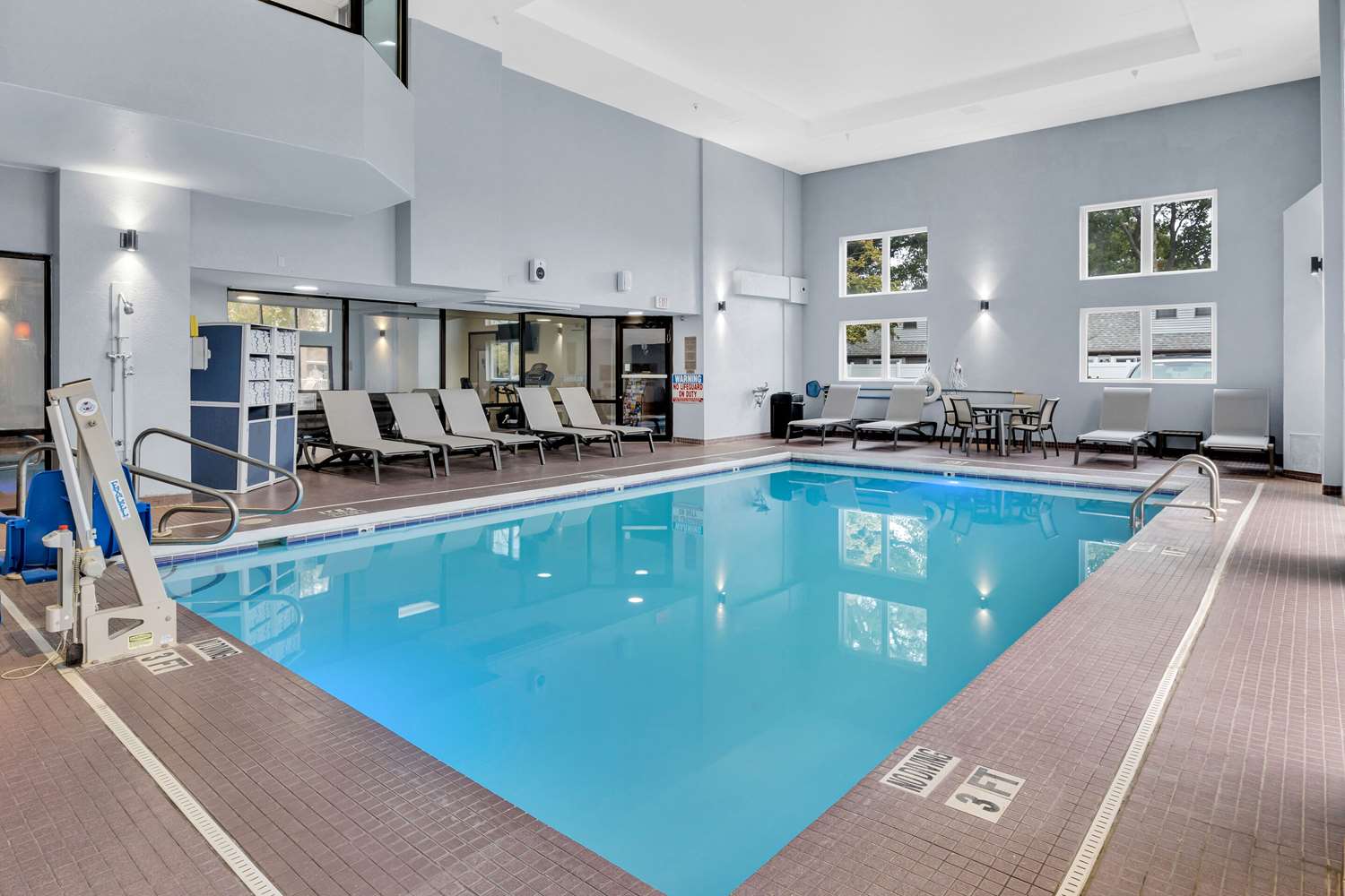 Country Inn & Suites by Radisson, Rehoboth Beach - Dewey 16/33