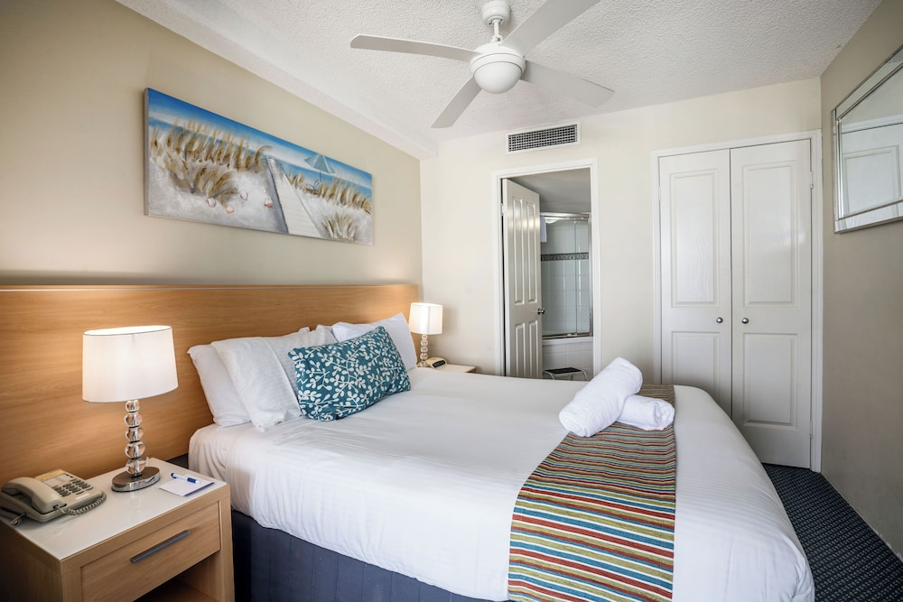 Resort, Studio, Suite, Queen Bed