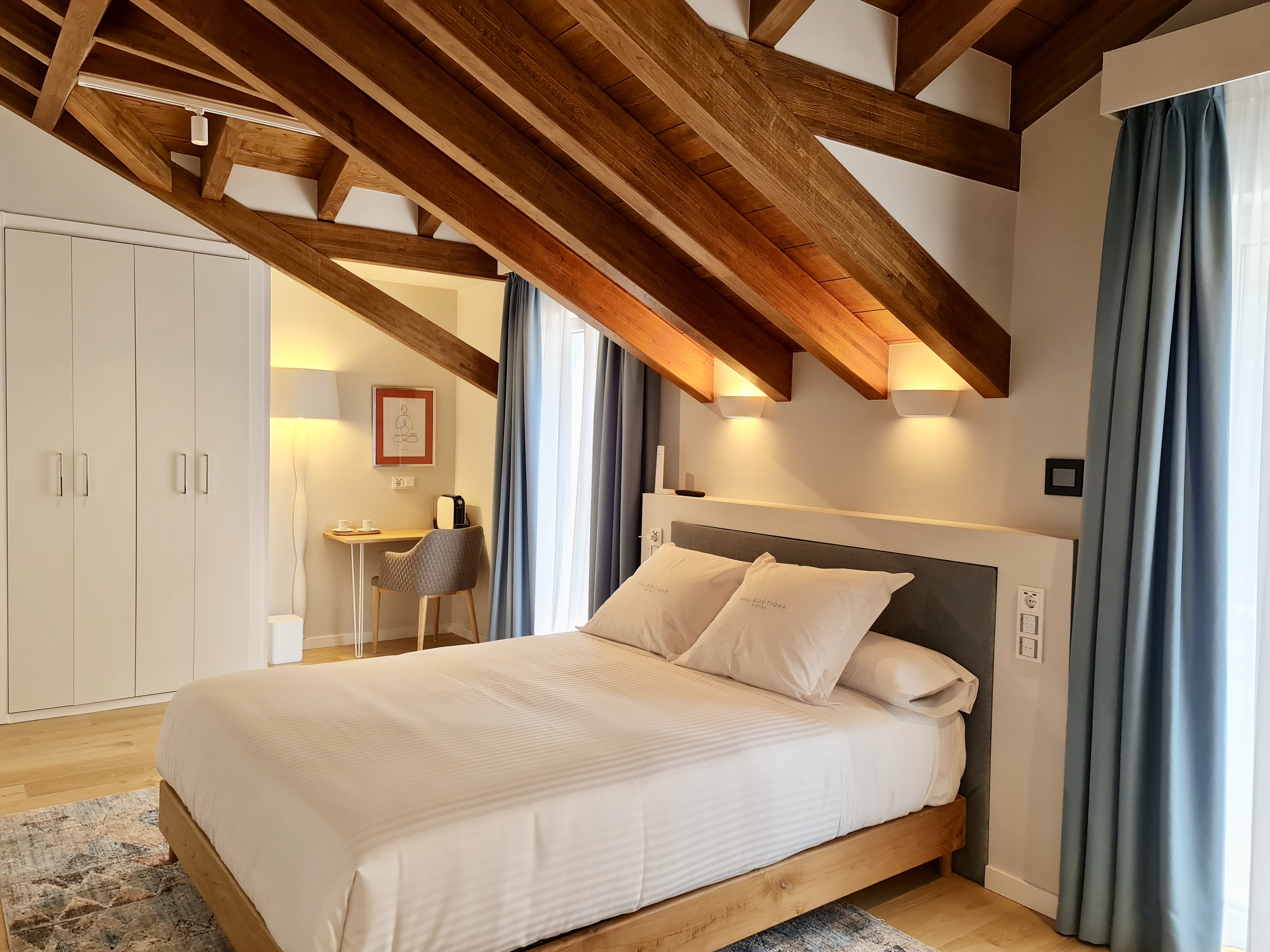 Room, Double Bed, Balcony