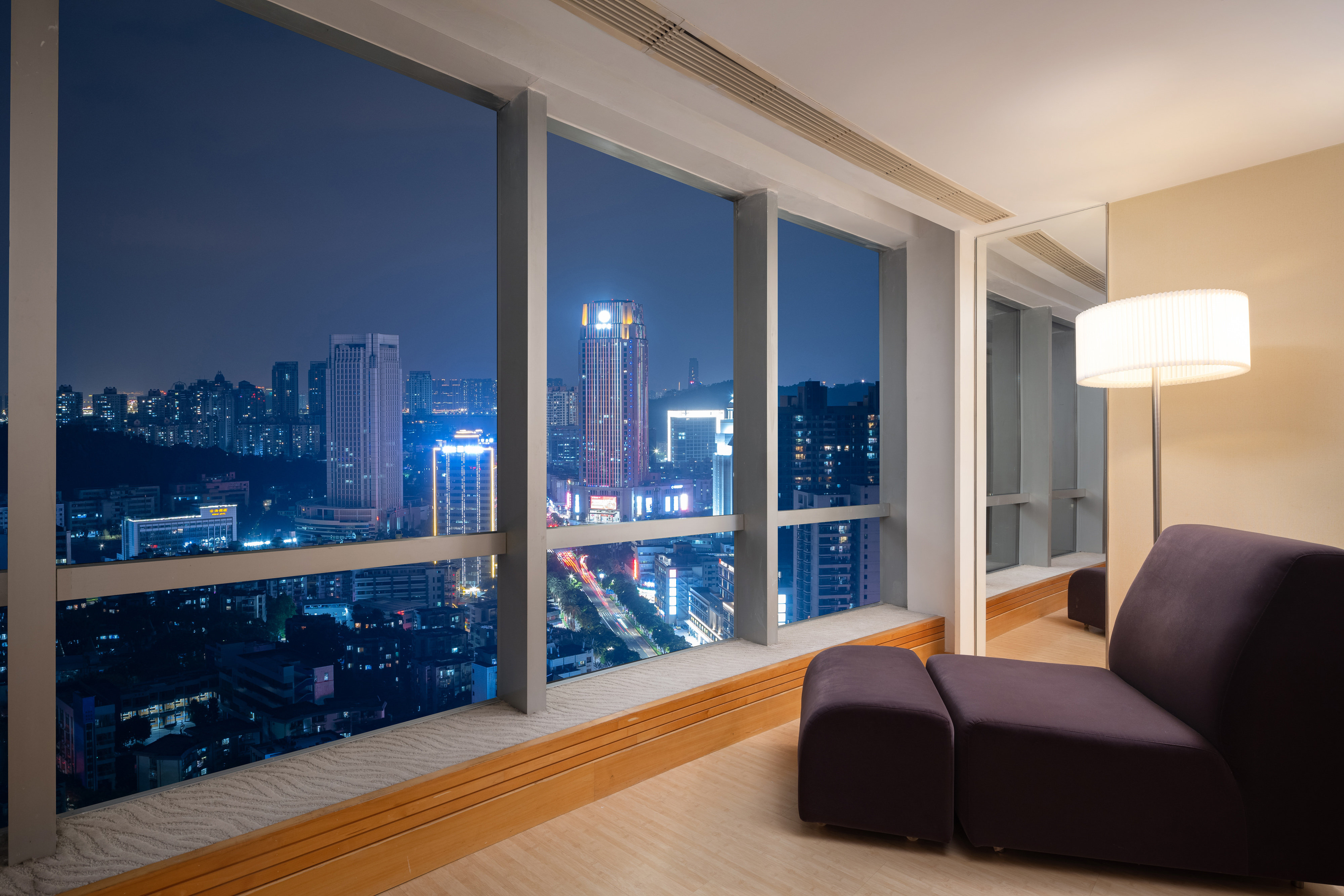 Crowne Plaza Zhuhai City Center 52/78