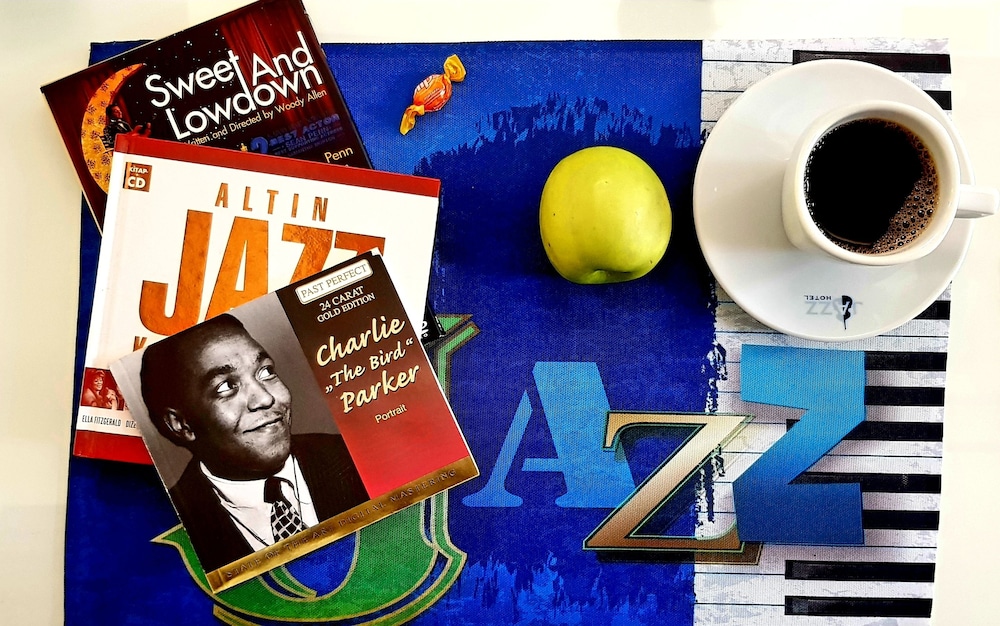 Jazz Hotel 41/70