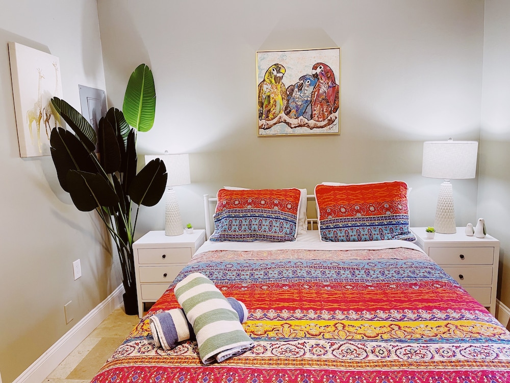 Sea Steps Suites 33/47