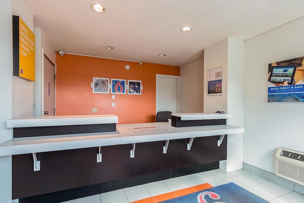 Motel6 Beaverton, OR 9/39