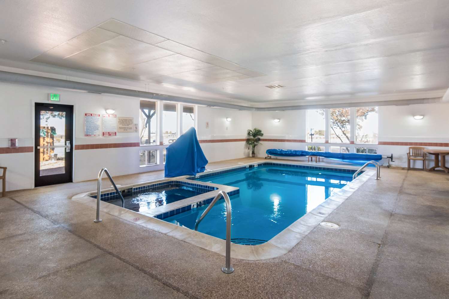 Quality Inn & Suites Pueblo West 26/43