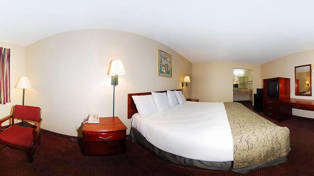 Quality Inn Kenly I-95 11/50