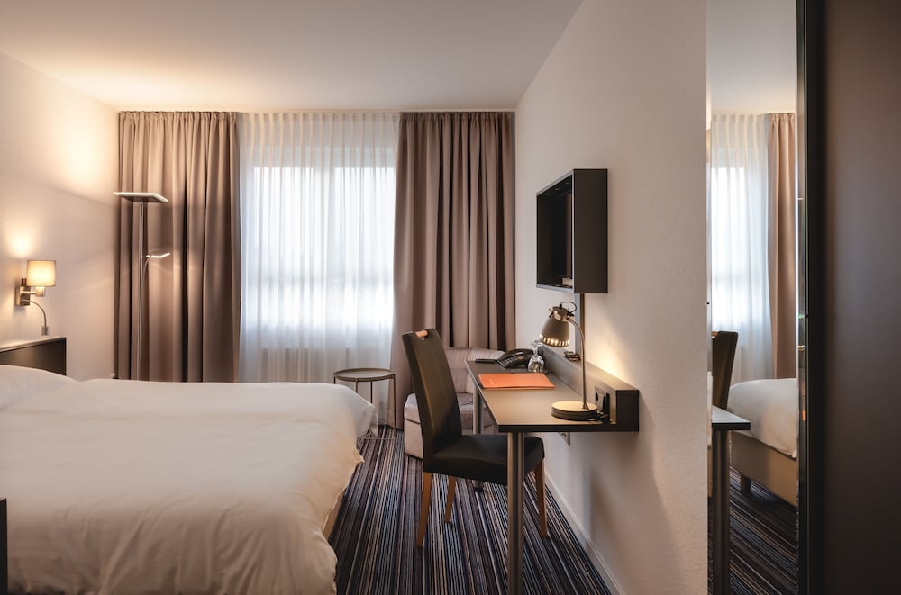 Hotel Astra 9/50