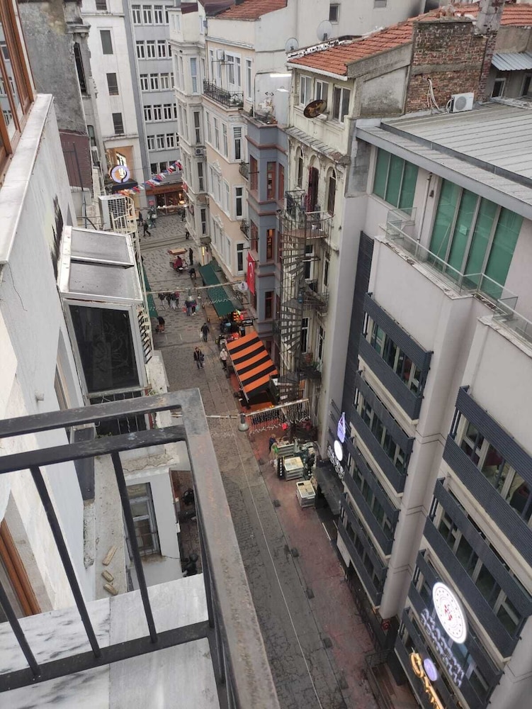 Panda Residence Deluxe Taksim 23/29