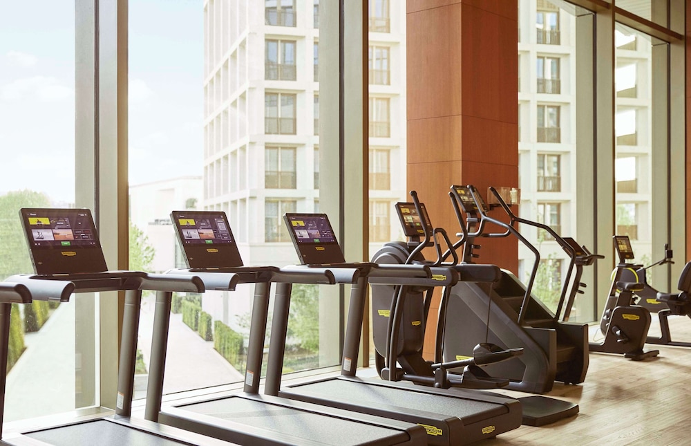 PARK HYATT LONDON RIVER THAMES 25/50