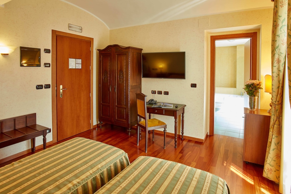 Hotel Liberty 26/70