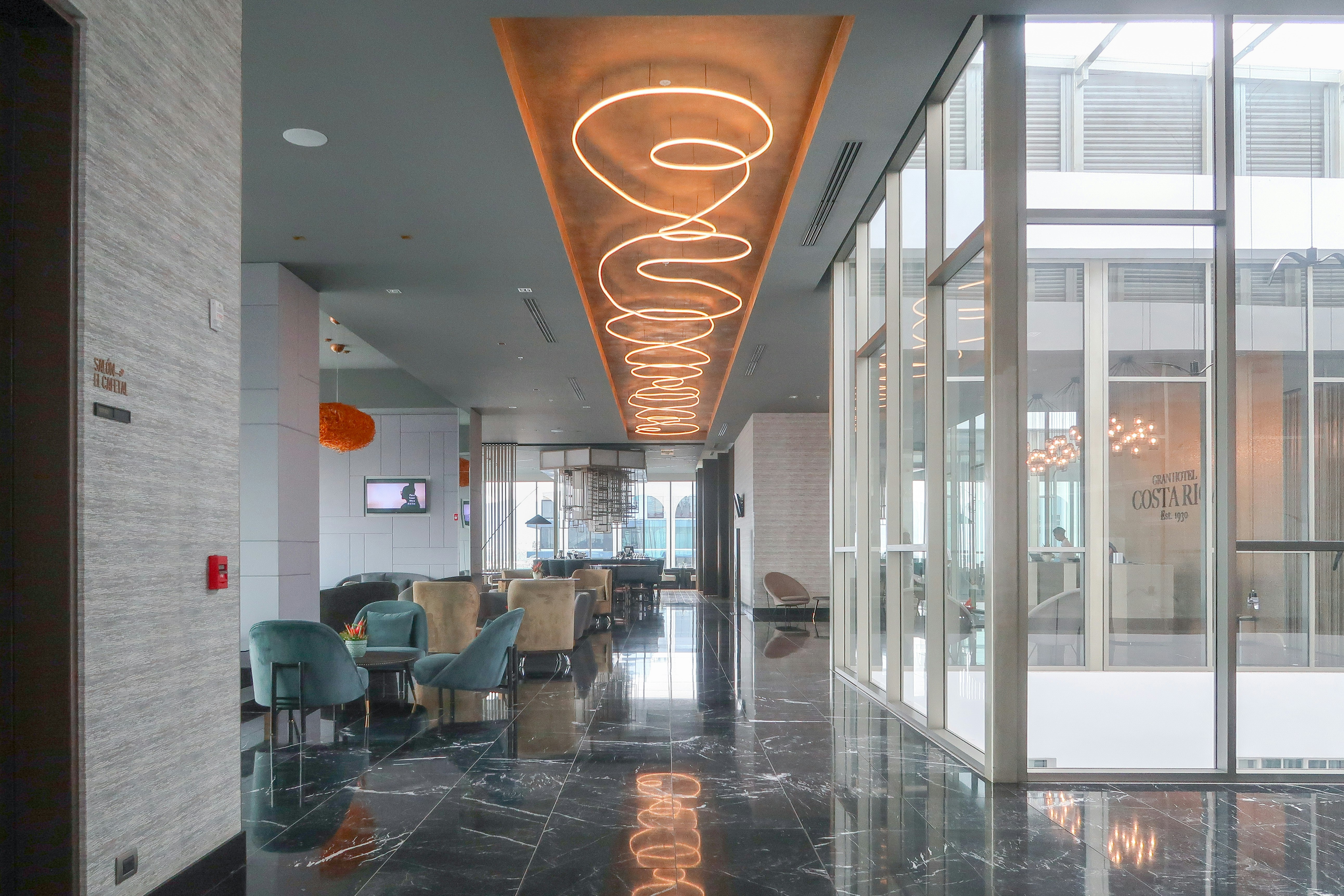 Gran Hotel Costa Rica Curio Collection by Hilton 8/48