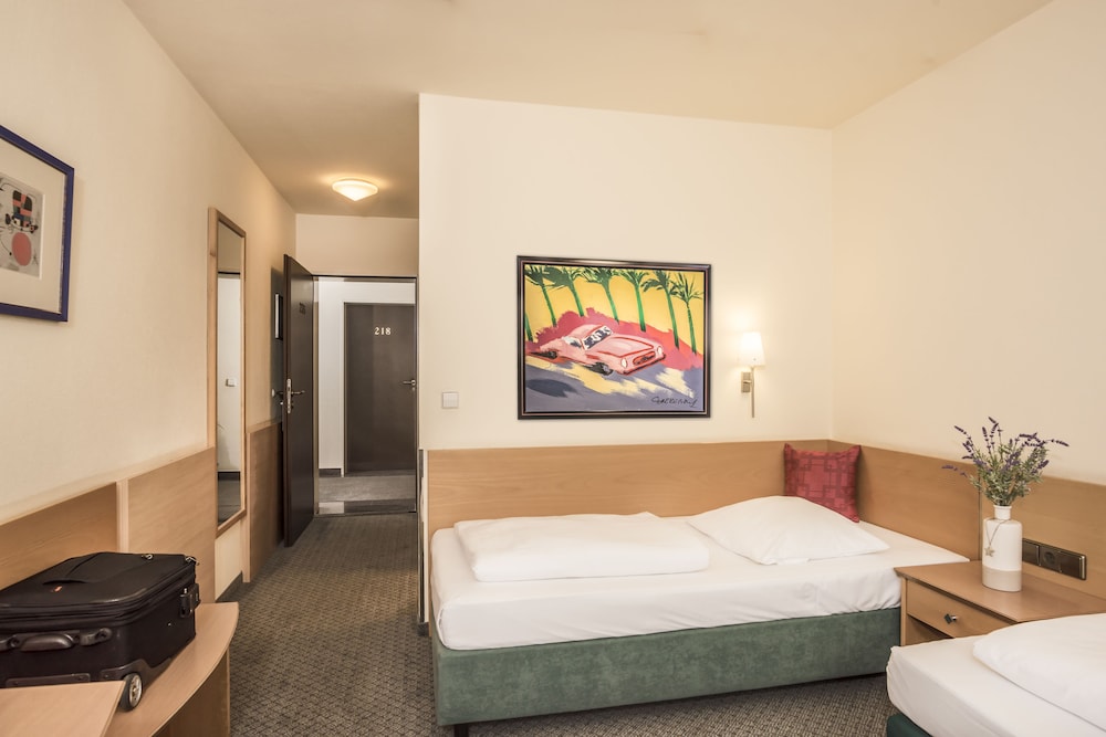 Am Moosfeld Hotel Munich 18/50