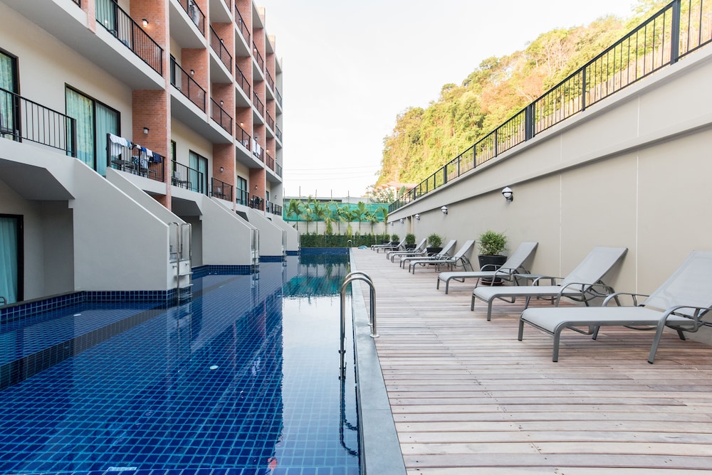 Sugar Marina Resort Cliffhanger Aonang 44/48