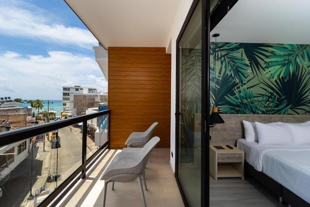 Sea Avenue Hotel 20/47