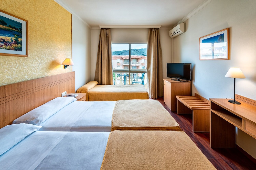 Hotel Santa Rosa 22/58