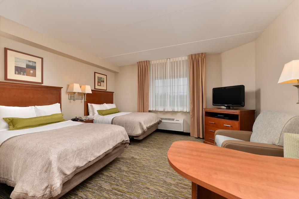 CANDLEWOOD SUITES BLUFFTON - HILTON HEAD 20/73