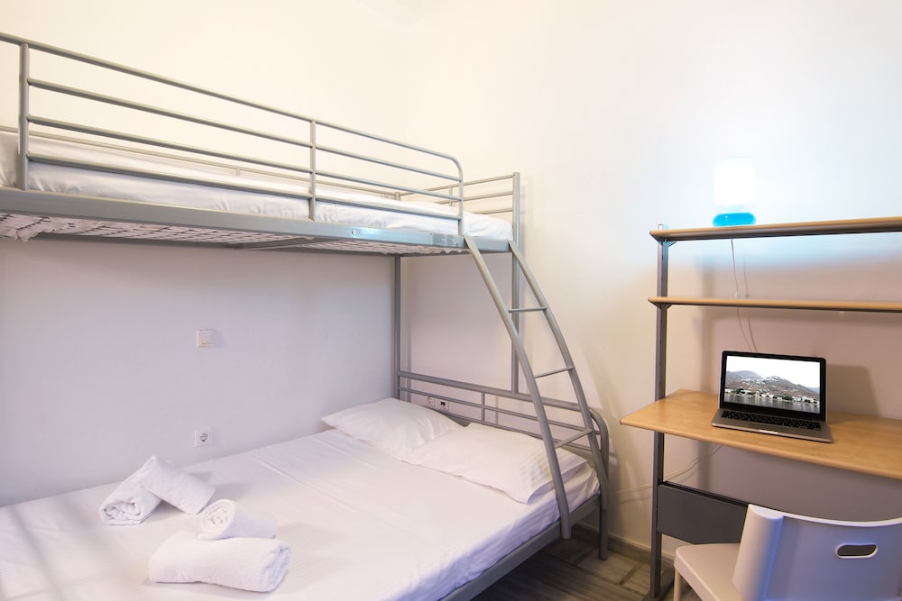 SERIFOS BEACH HOTEL 18/50