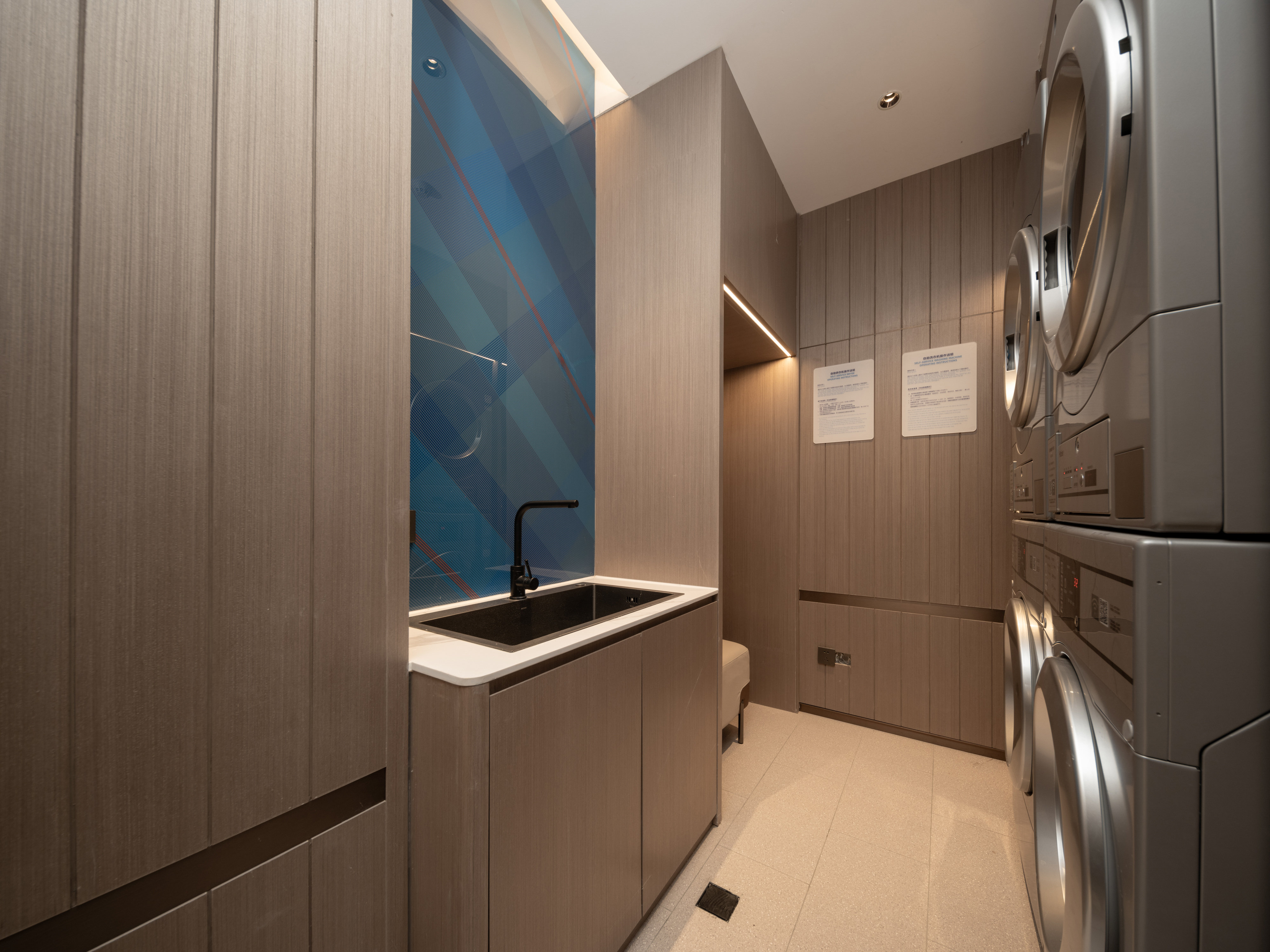 Holiday Inn Express Zhengzhou Garden Road 10/39