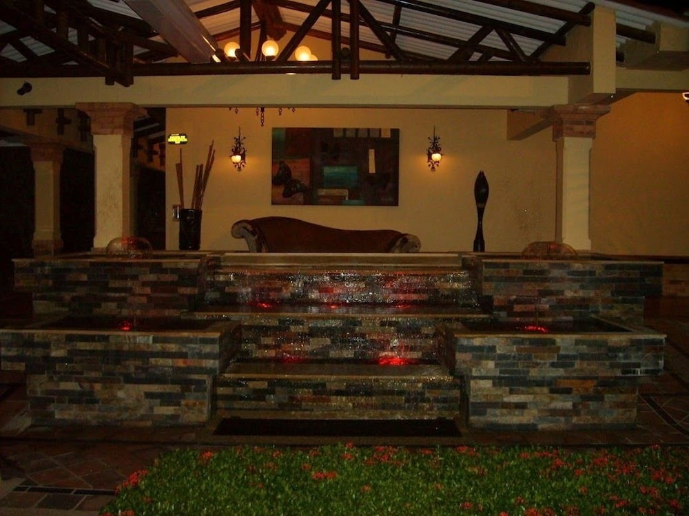 Hotel Campestre El Campanario 3/30