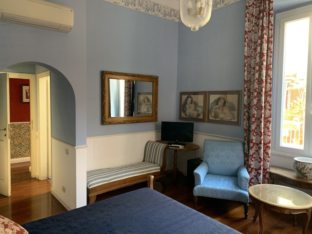 Relais Teatro Argentina 39/51