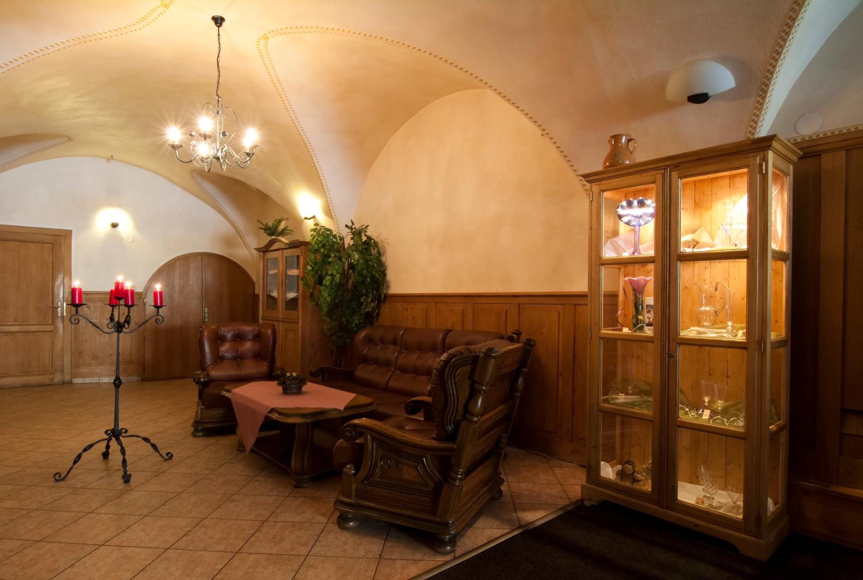 Hotel & Caffe Silesia 36/50