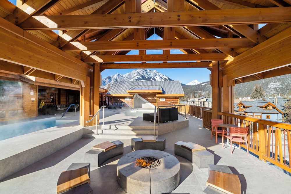 Moose Hotel And Suites 13/66