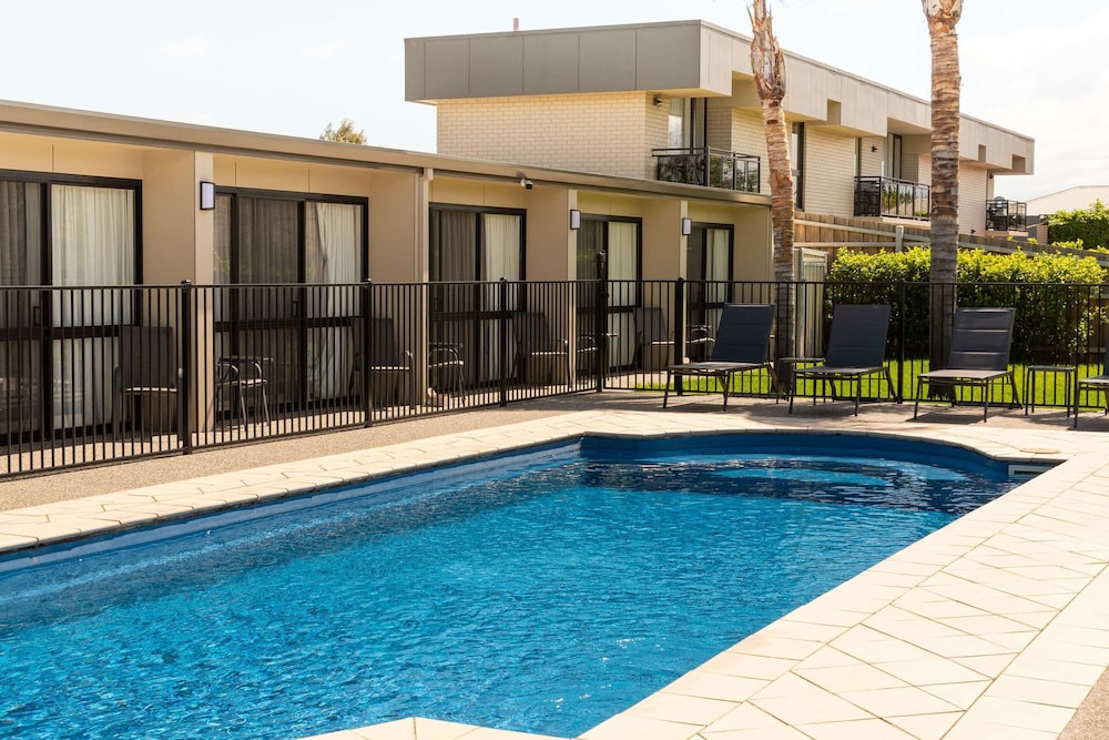 Econo Lodge Mildura 8/72