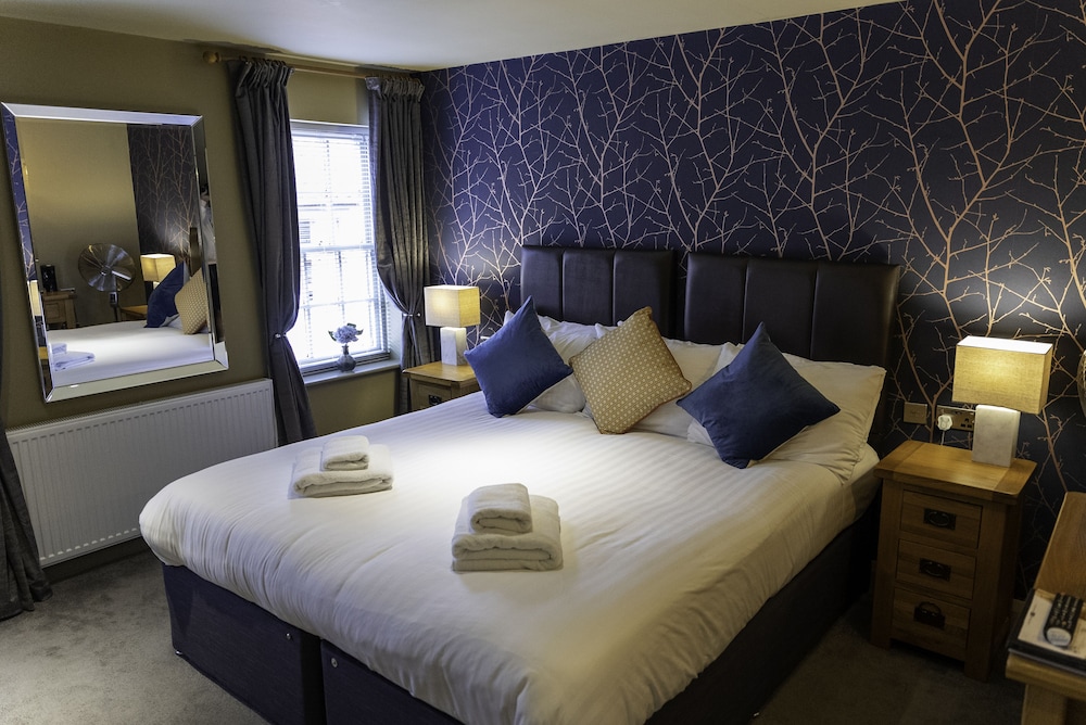 The Duke William Hotel 23/75