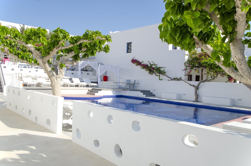 Rk Beach Hotel 52/52