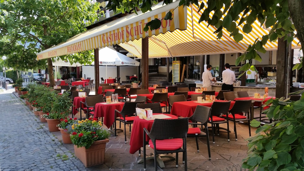 Der Schuetthof 63/70