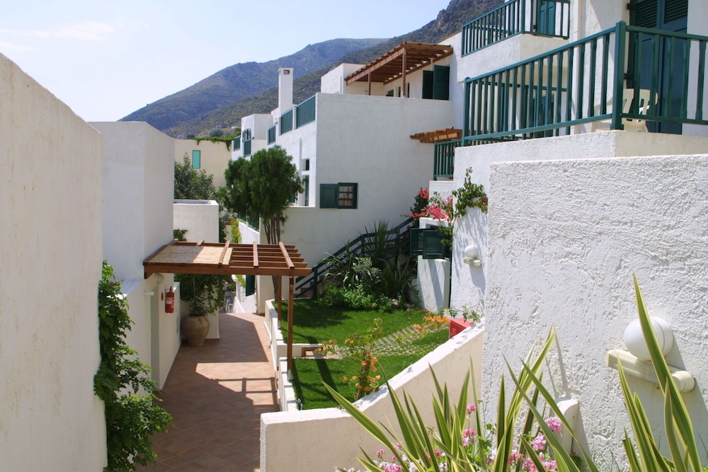 Kalimera Village 64/70