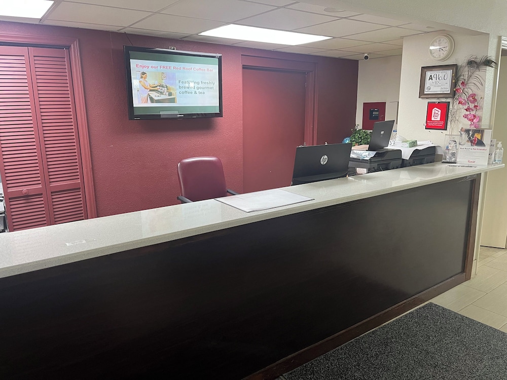 Red Roof Inn Lexington, NC image