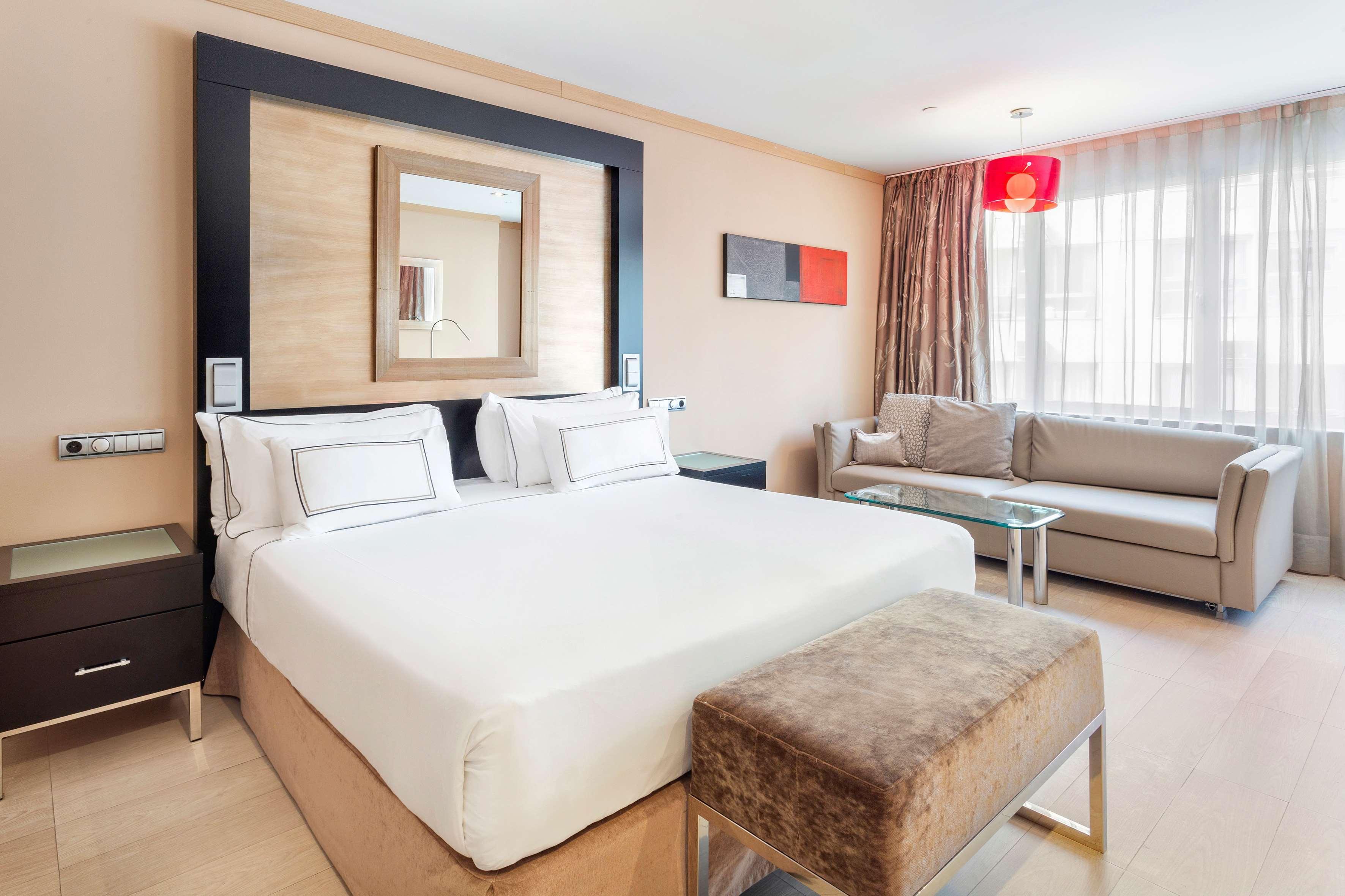 غرفة بريميوم بسرير مزدوج أو سريرين منفصلين، Melia Madrid Princesa Hotel 6/10