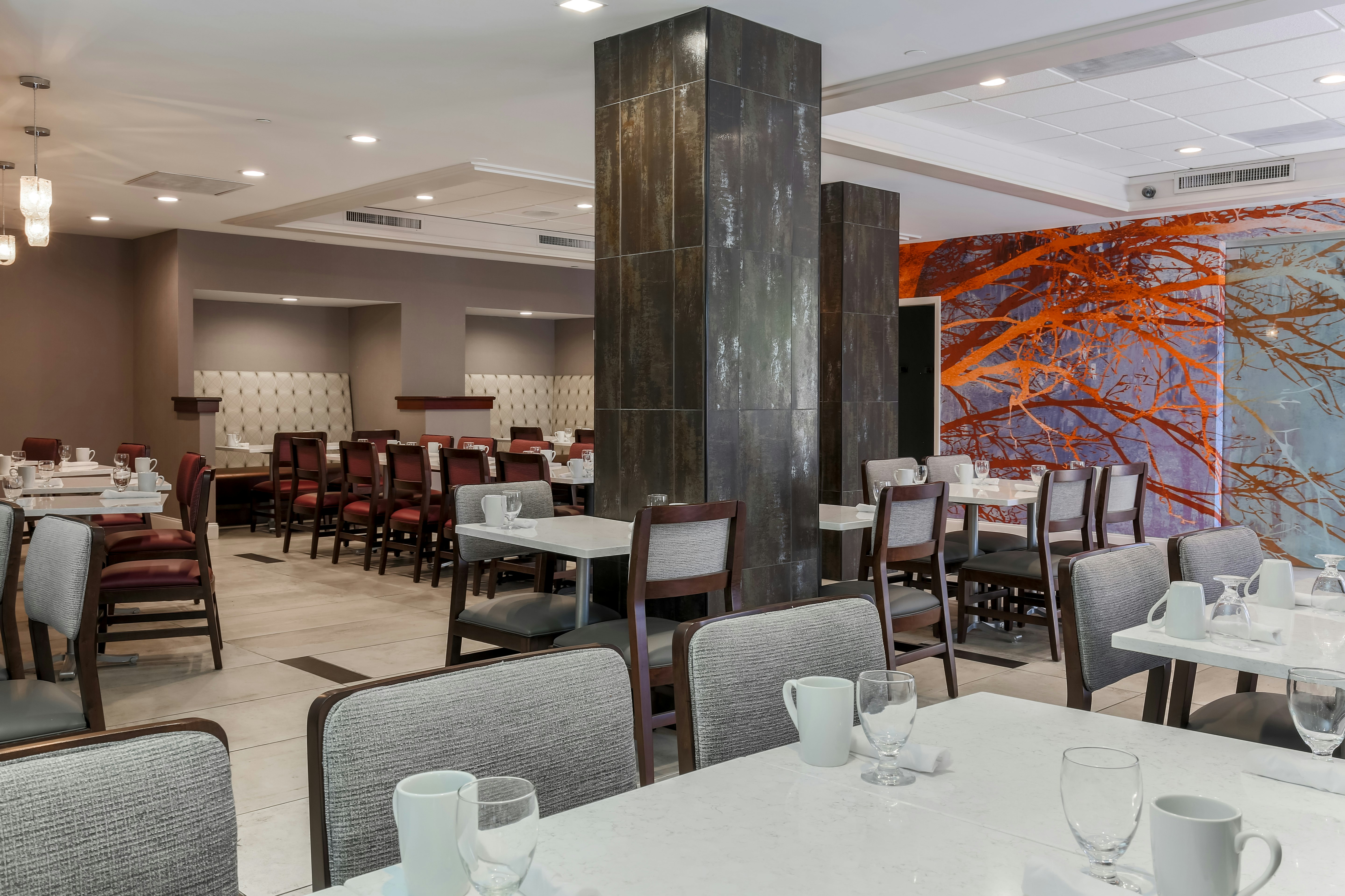 Doubletree By Hilton Hotel Atlanta Airport 25/49