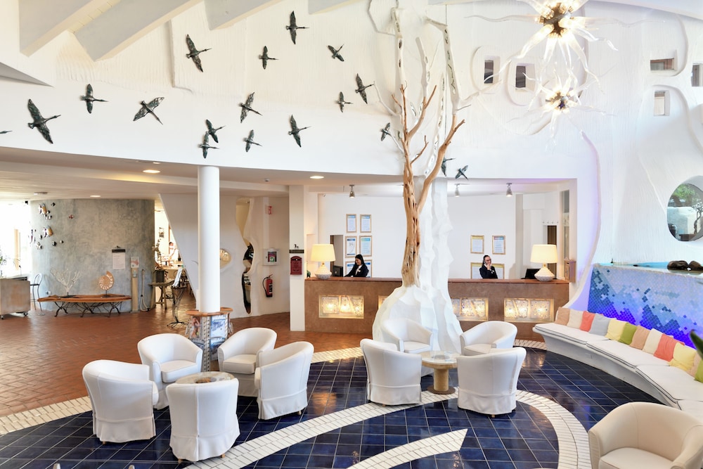 Hotel Resort And Spa Baia Caddinas 29/50