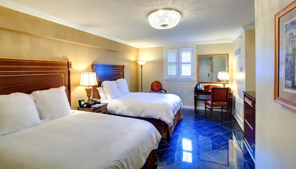 Hotel Mazarin 11/69