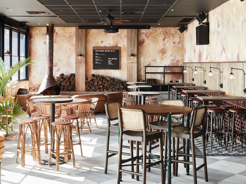 Mantra Melbourne Epping 42/58