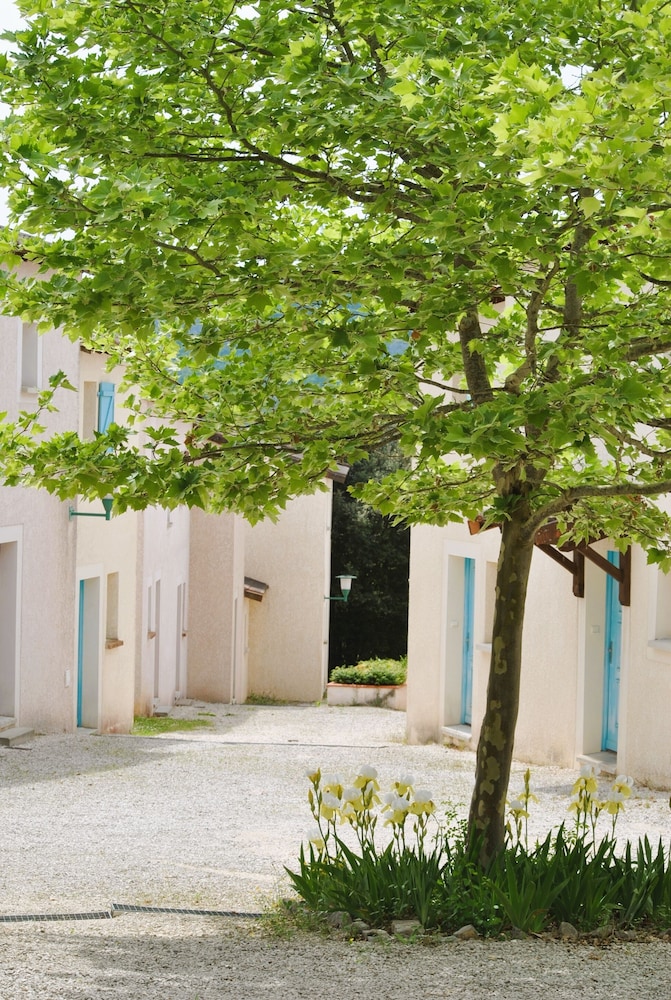 Le Domaine des Cazelles by Ateya Vacances 24/50
