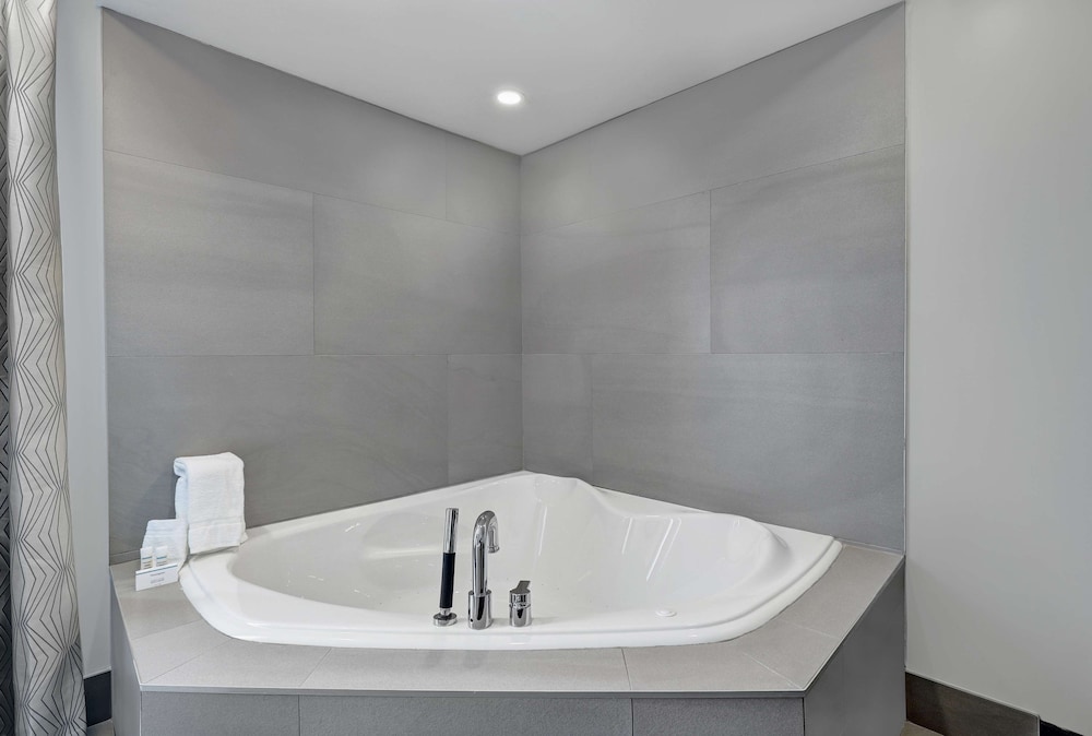 Homewood Suites By Hilton London Ontario 17/54
