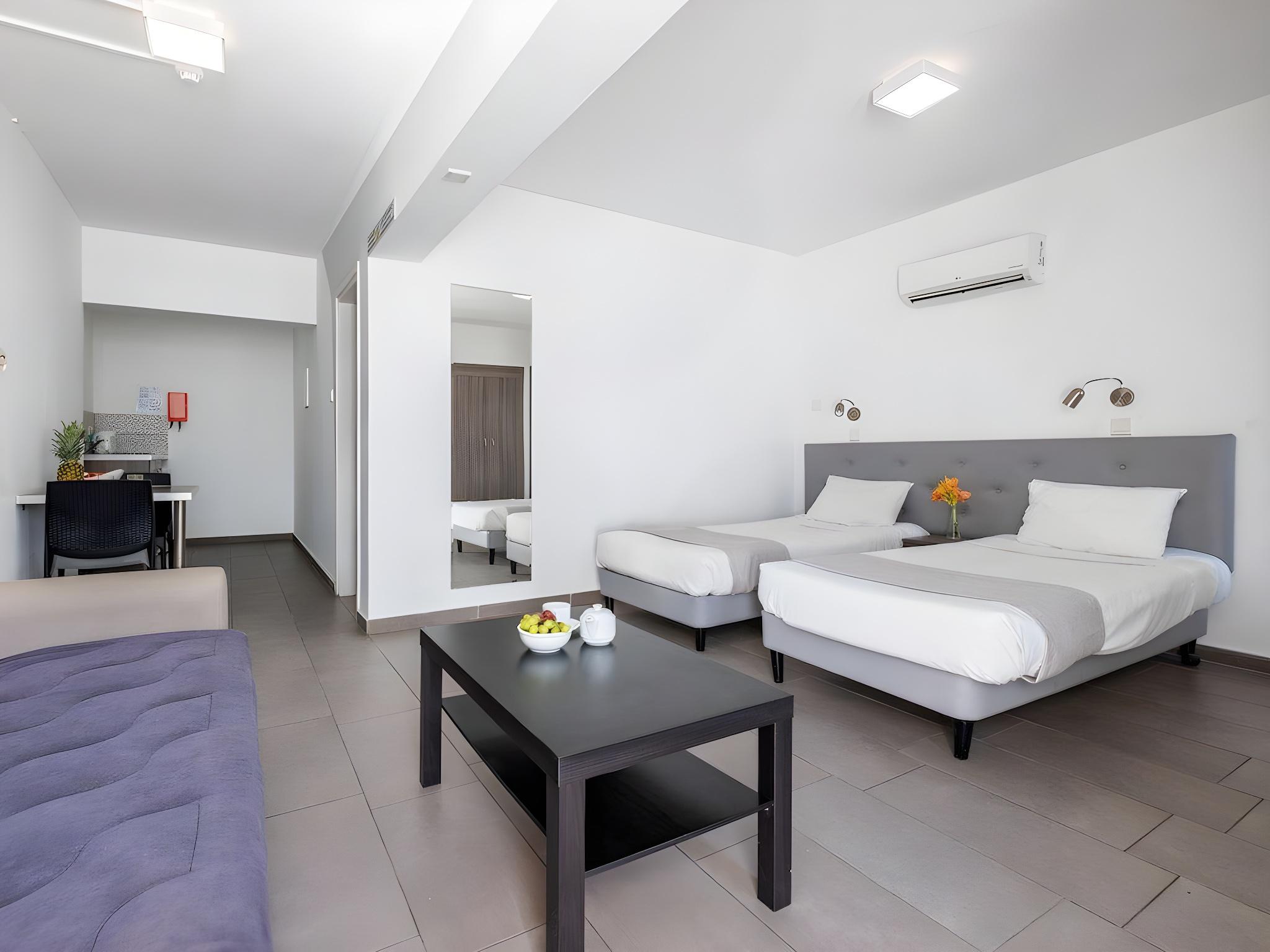 1 BEDROOM, APARTMENT