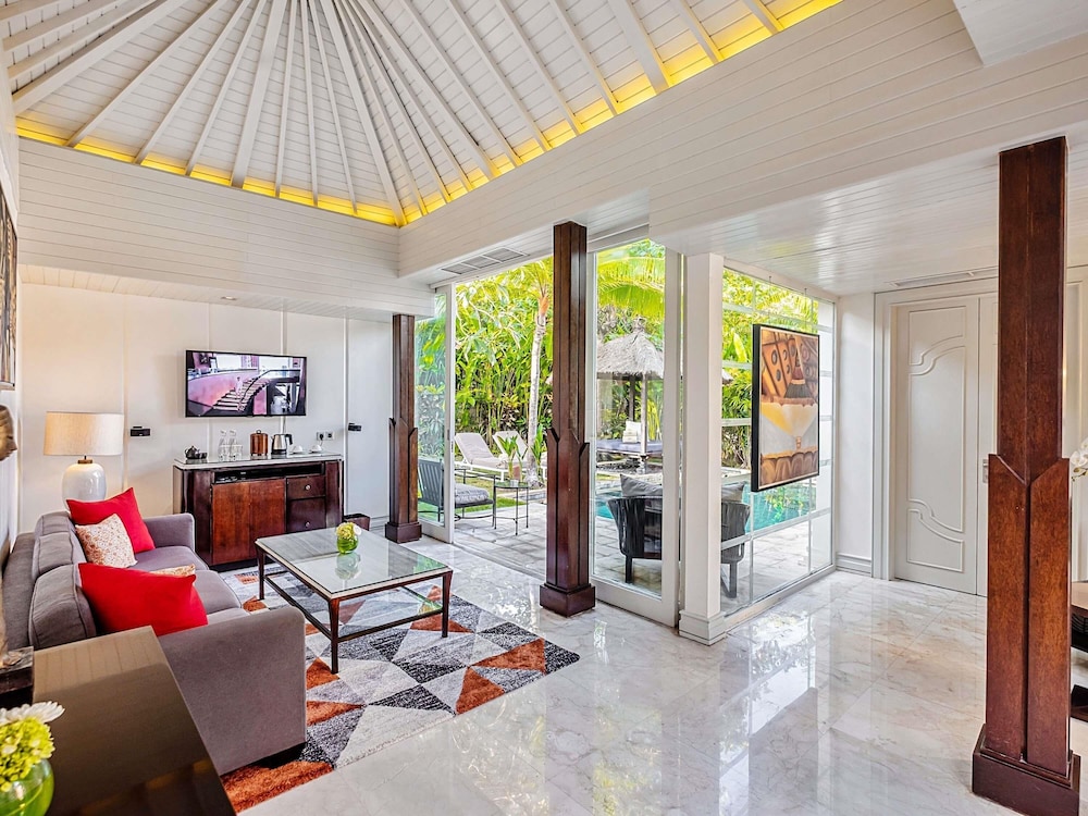 Sofitel Bali Nusa Dua Beach Resort 48/68