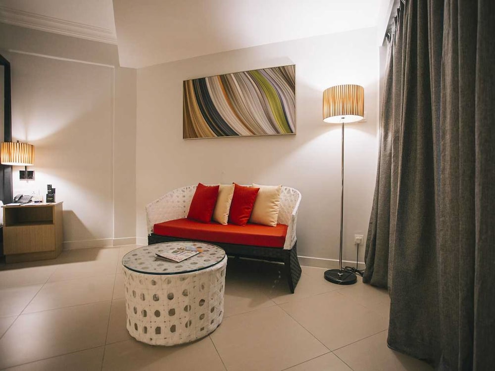 Sand & Sandals Desaru Beach Resort & Spa 28/49